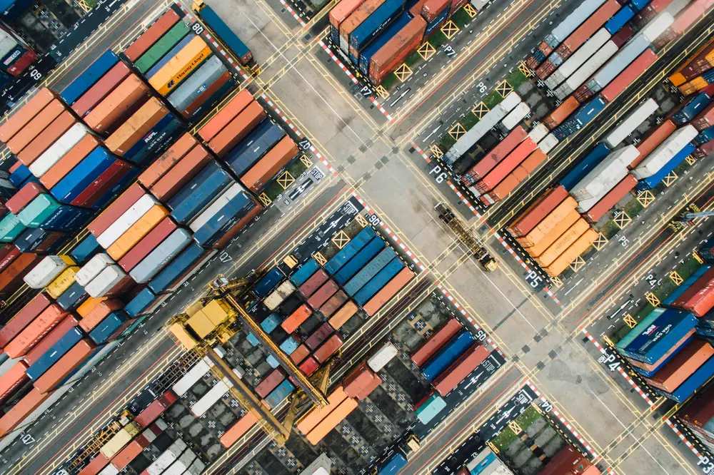 Conteneurs sur un port